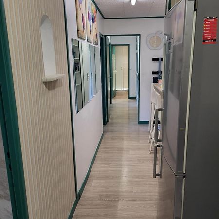 Private Room-3 In Hannana Apartment- 2 Min Walk To Tram 12 Min To Nice Train Station 15 Min To Massena Place Nizza Esterno foto