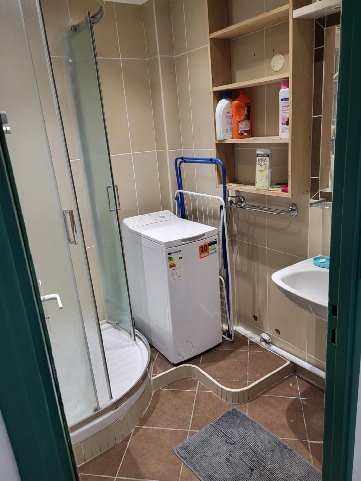 Private Room-3 In Hannana Apartment- 2 Min Walk To Tram 12 Min To Nice Train Station 15 Min To Massena Place Nizza Esterno foto