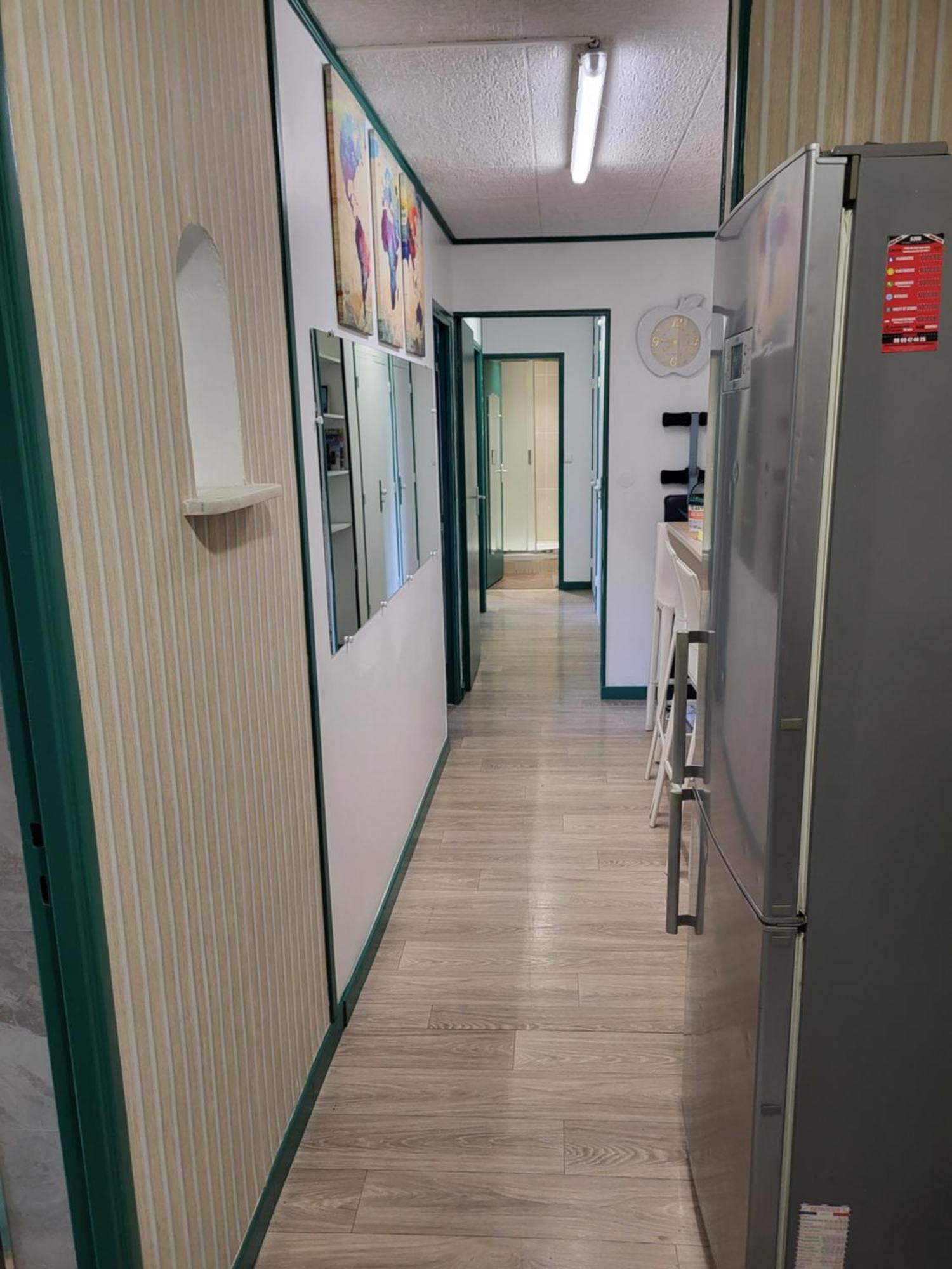 Private Room-3 In Hannana Apartment- 2 Min Walk To Tram 12 Min To Nice Train Station 15 Min To Massena Place Nizza Esterno foto